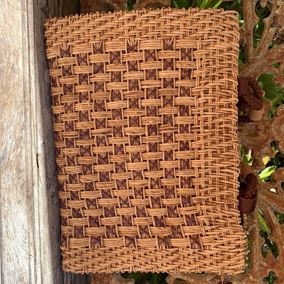 MAGID Handbag - Picture 4 of 8